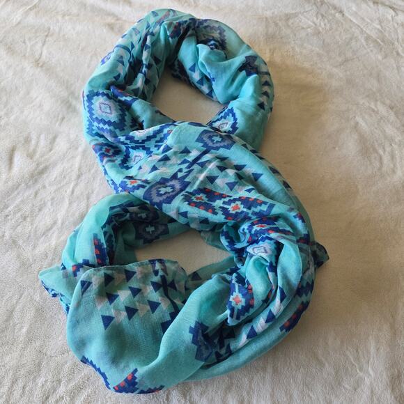 Women's Aztec Tribal Print Infinity Scarf Blue Teal Lightweight Cozy Soft layer - Picture 3 of 5